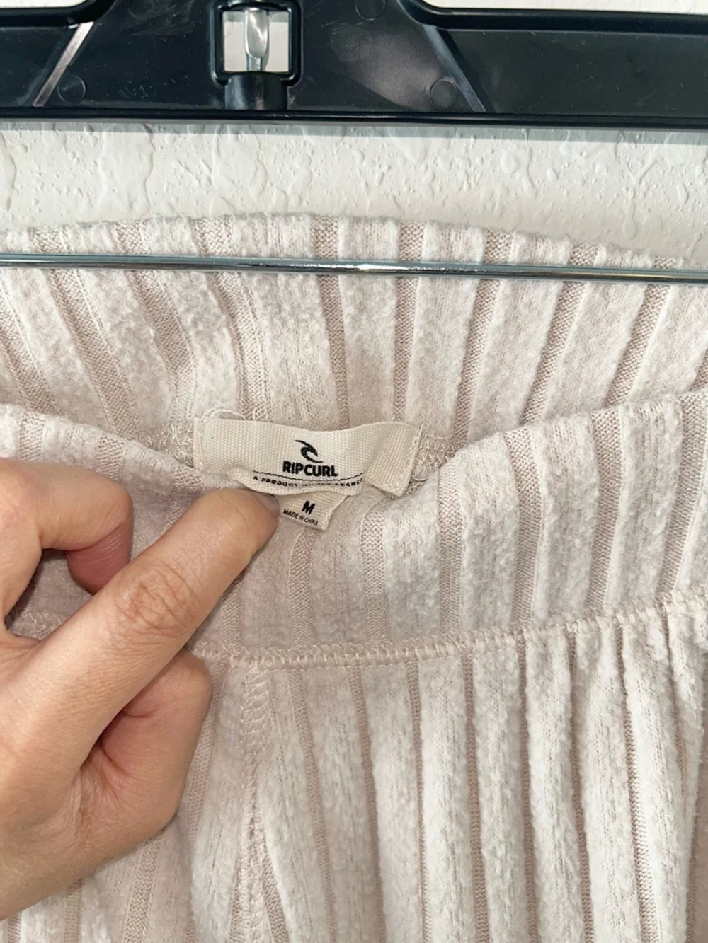 RIP CURL Ribbed Wide-Leg Knit Cosy Flare Pants - Picture 3 of 8